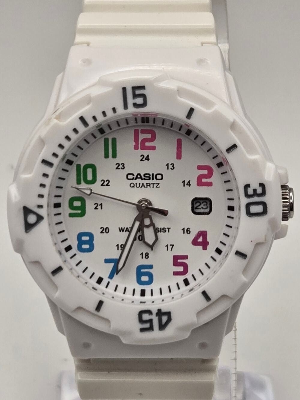 Casio LRW-200H White Resin Dive Watch New Battery Clean